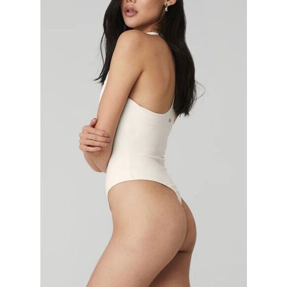 Alo Yoga Sleek Back Bodysuit - Picture 3 of 10